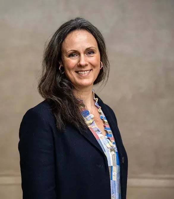 stine_bjerre_herdel_586x670-px